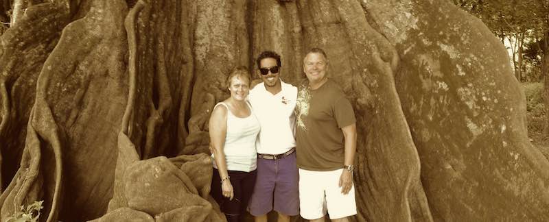 ticotours-testimonial-bg.jpg